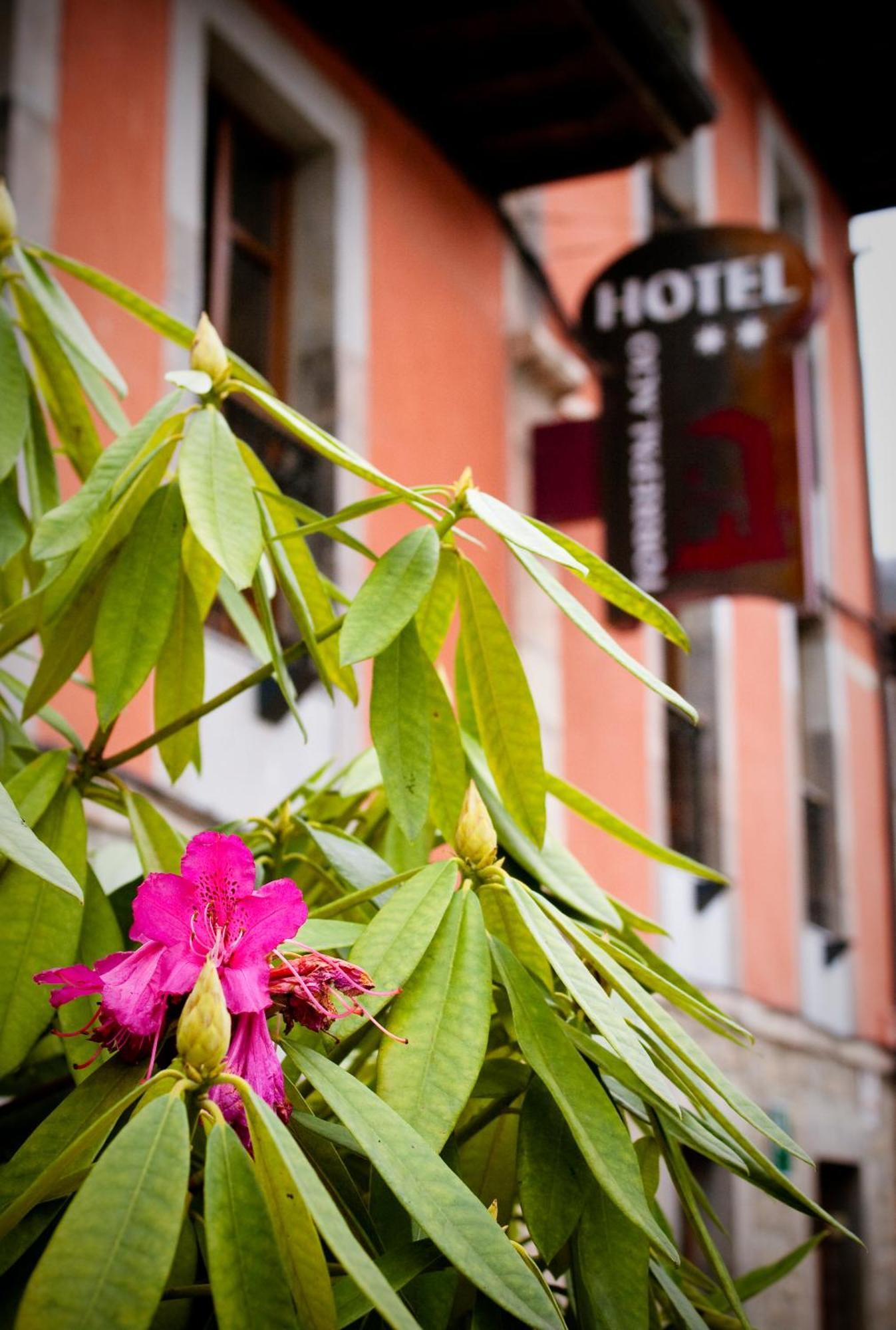 Hotel Torrepalacio Proaza Esterno foto