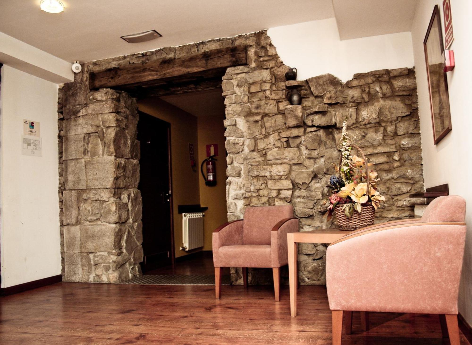 Hotel Torrepalacio Proaza Esterno foto